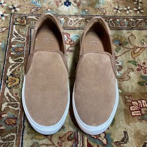 Ugg slip on suede shoes size 6